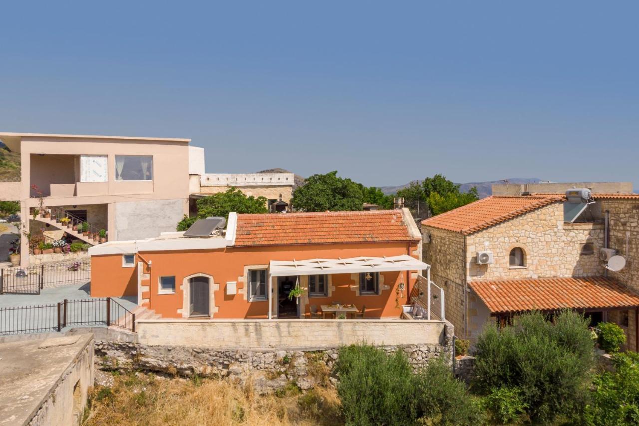 Kournás Iosif De Home מראה חיצוני תמונה